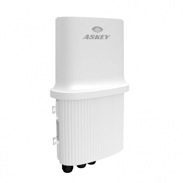 Outdoor 5G NR Wi-Fi 6 Router